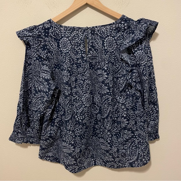 Madewell V-Neck Ruffle-Shoulder Top in Paisley Garden Size Medium - Picture 4 of 5